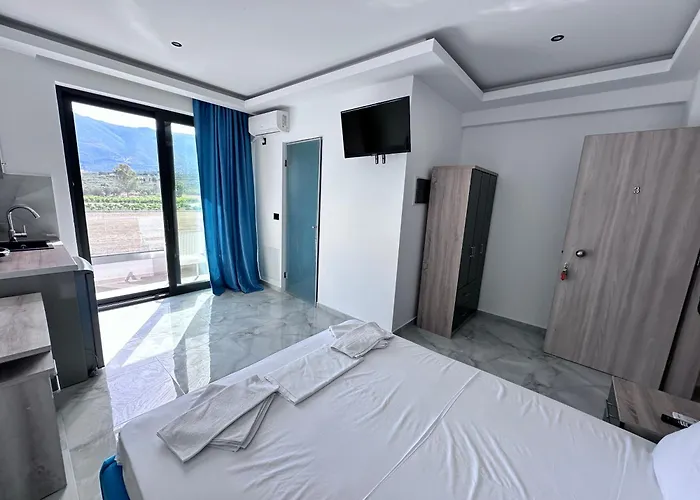 Central Studios Apartments