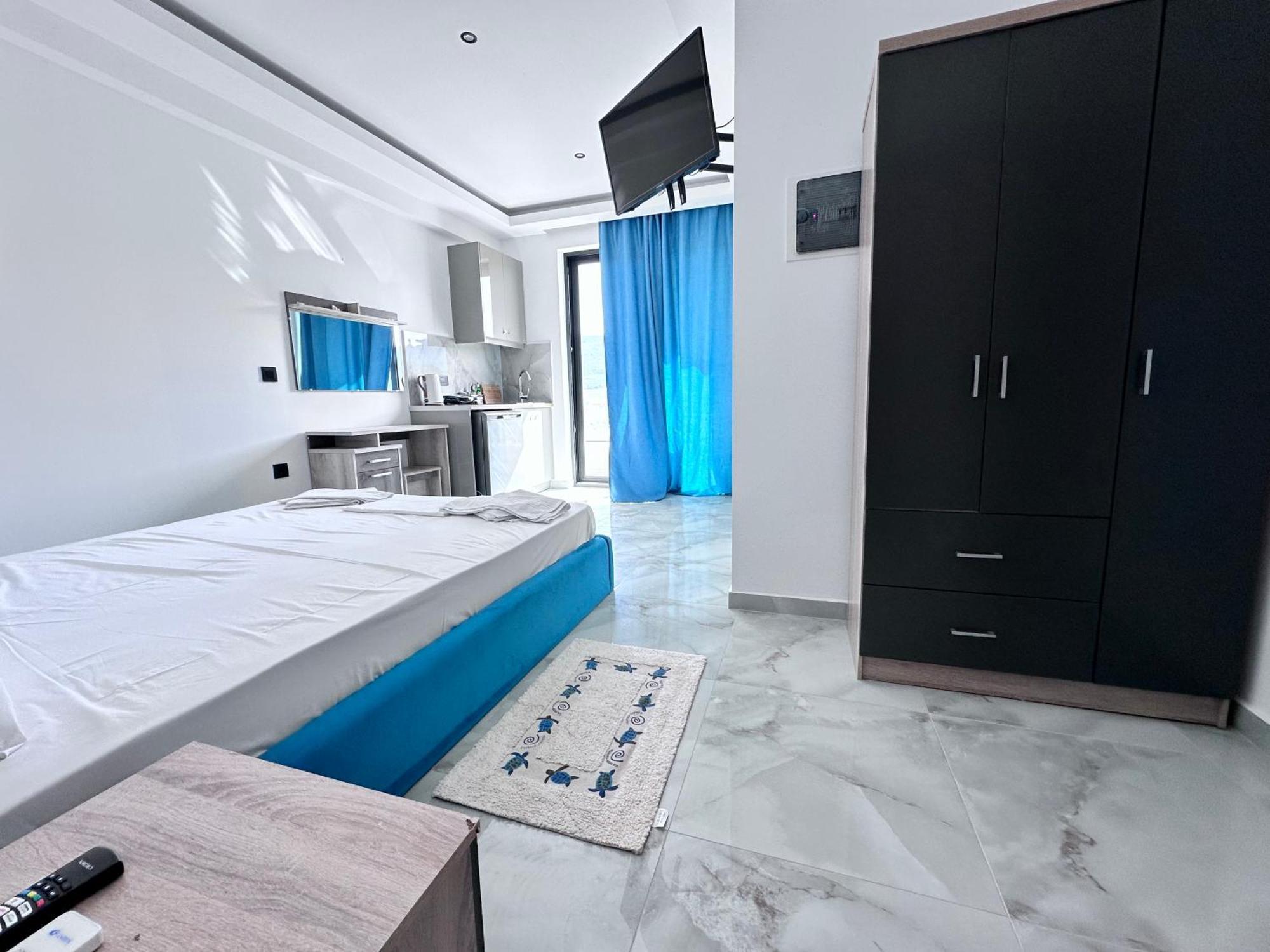 Central Studios Apartments