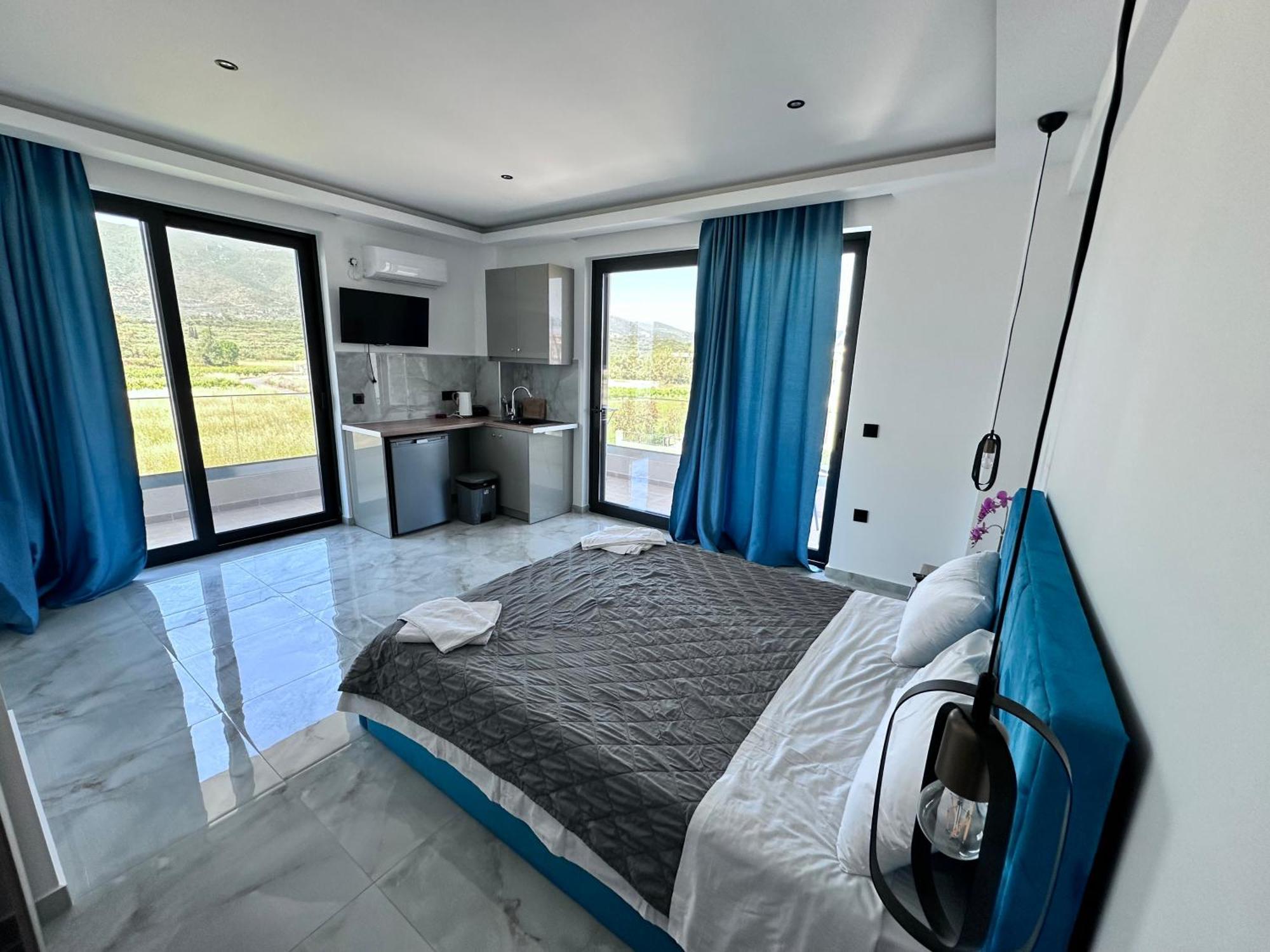 Central Studios Apartments Apartment *
