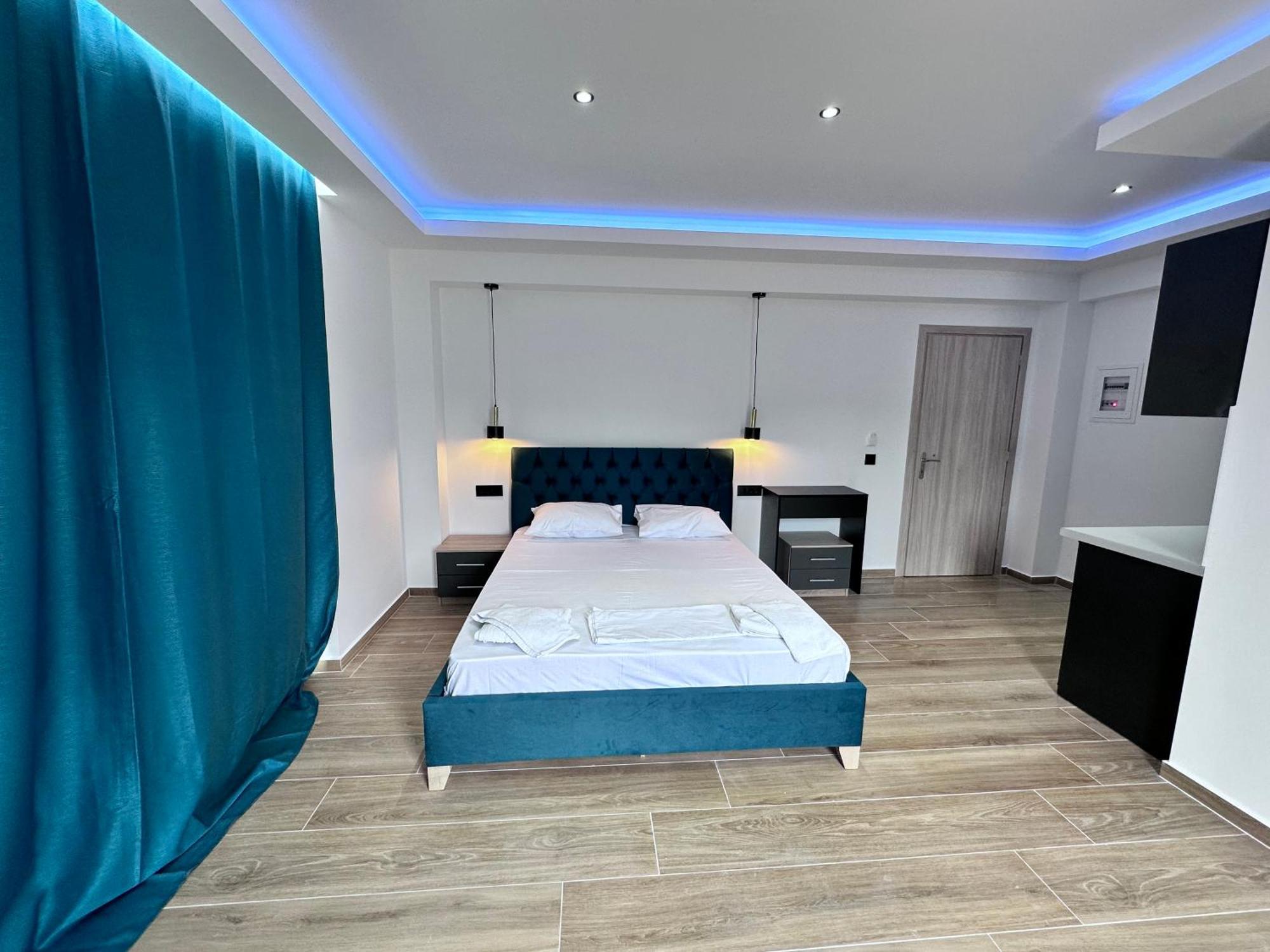Central Studios Apartments
